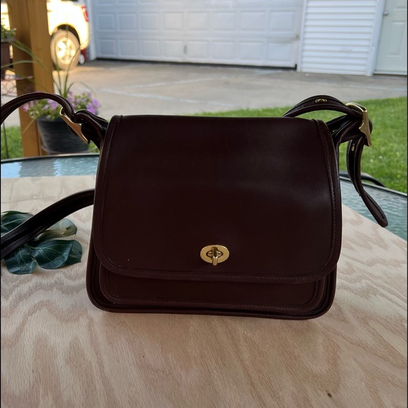 Coach Vintege Crossbody Bag - Picture 8 of 16
